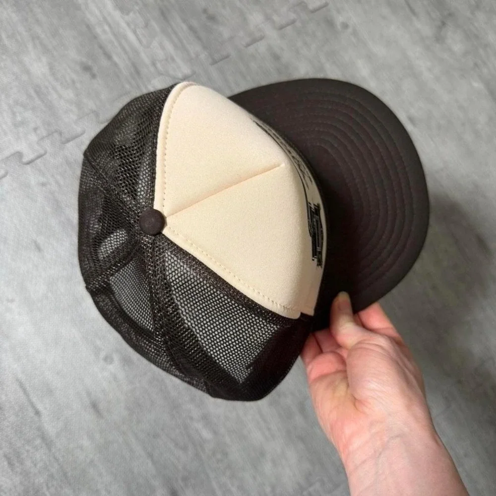 Vintage Nissin Snapback Trucker Hat Sakelaris Kitchen Baker, MT‎ Brown Cream